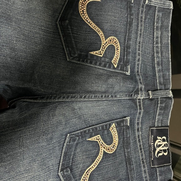 Rock & Republic medium wash small Swarovski embellished pockets - Picture 2 of 8